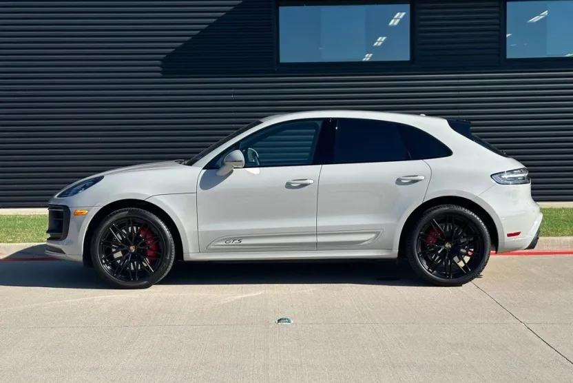 2022 Porsche Macan GTS photo 1