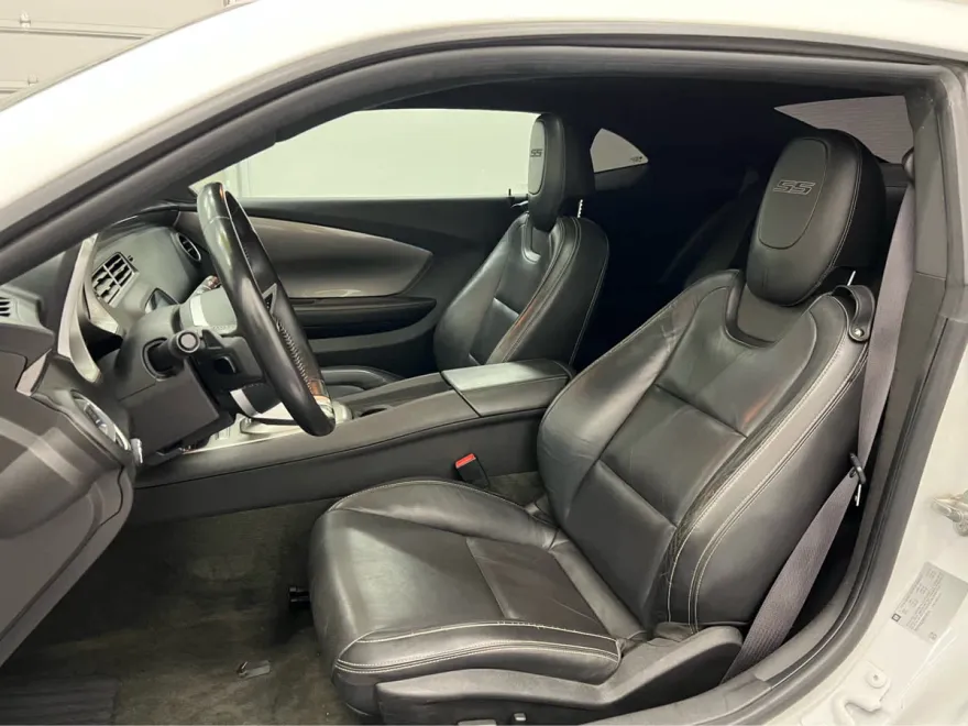 2011 Chevrolet Camaro 2SS photo 1