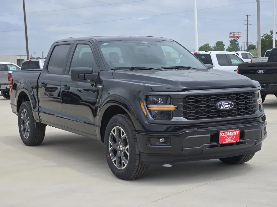 2025 Ford F-150 STX photo 1