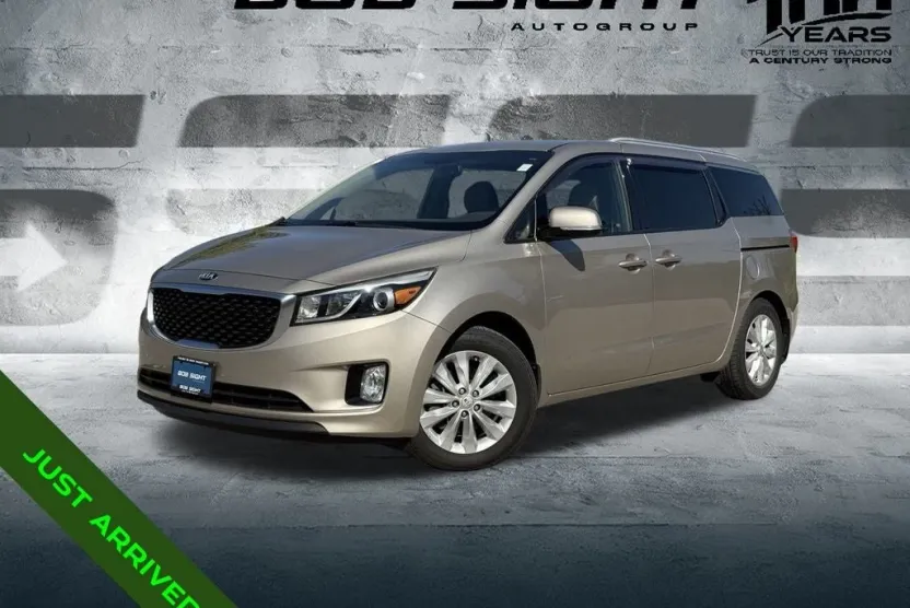2016 Kia Sedona EX photo 1