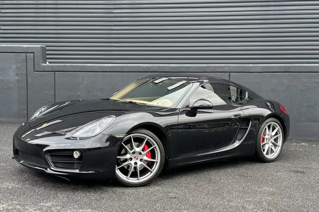 2014 Porsche Cayman S photo 1