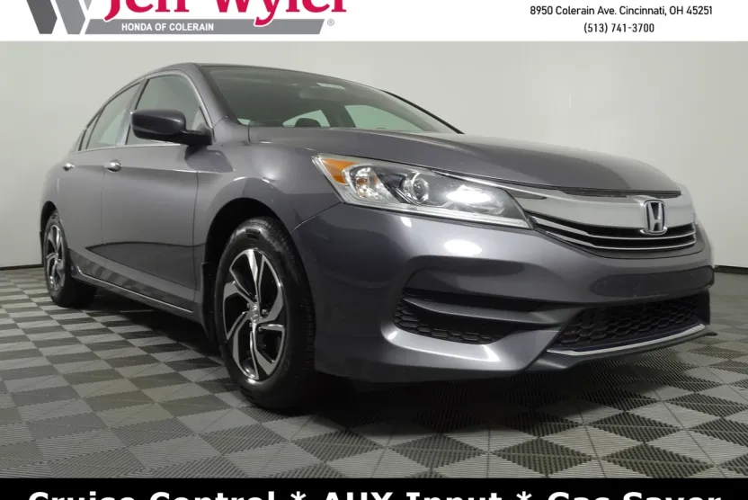 2017 Honda Accord LX photo 1