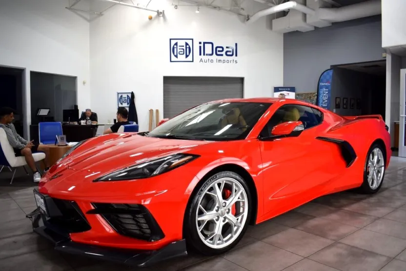 2020 Chevrolet Corvette Stingray 2LT photo 1