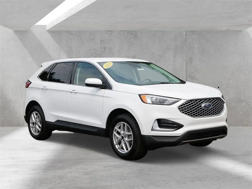 2023 Ford Edge SEL photo 1
