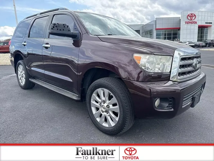 2015 Toyota Sequoia Platinum photo 1