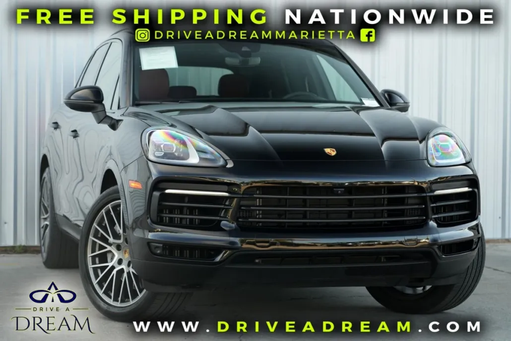2023 Porsche Cayenne Platinum Edition photo 1