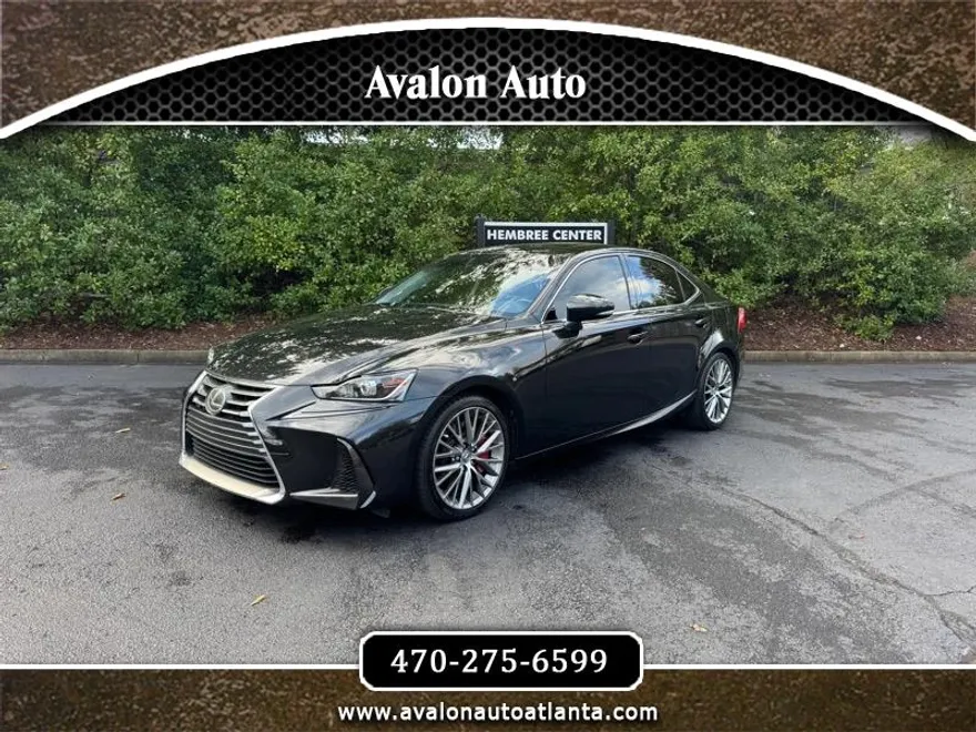 2017 Lexus IS 300 AWD photo 1