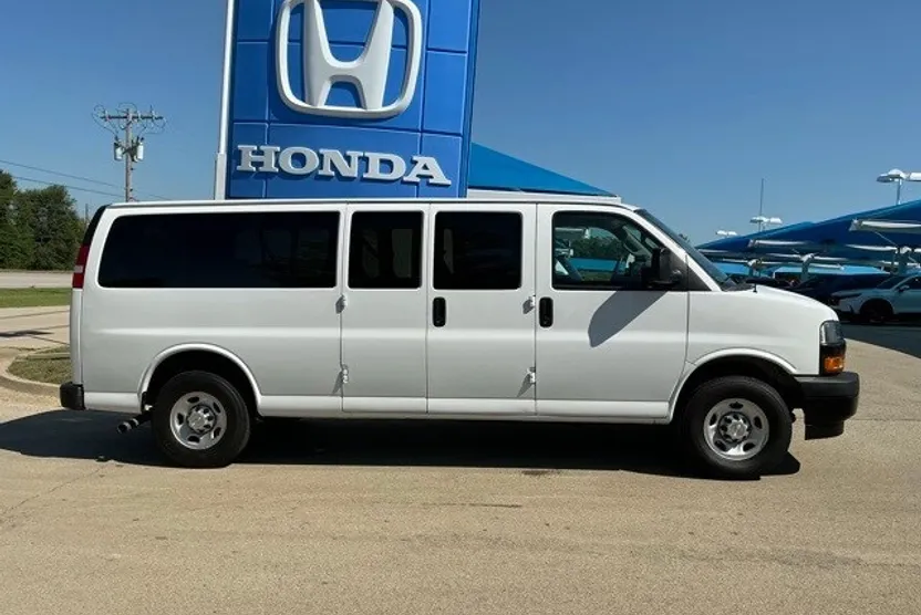 2024 Chevrolet Express 3500 LS Passenger Van photo 1