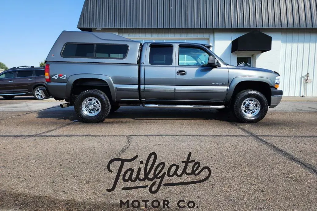 2002 Chevrolet Silverado 2500HD photo 1