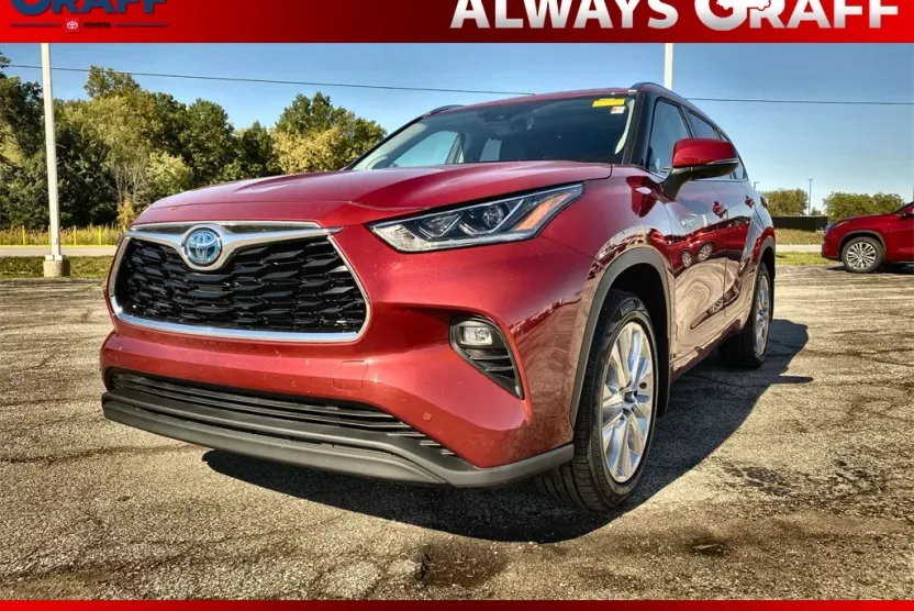 2021 Toyota Highlander Hybrid Limited photo 1