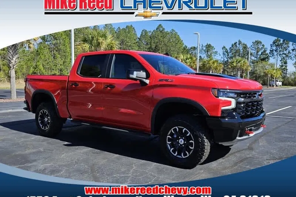 2025 Chevrolet Silverado 1500 ZR2 photo 1