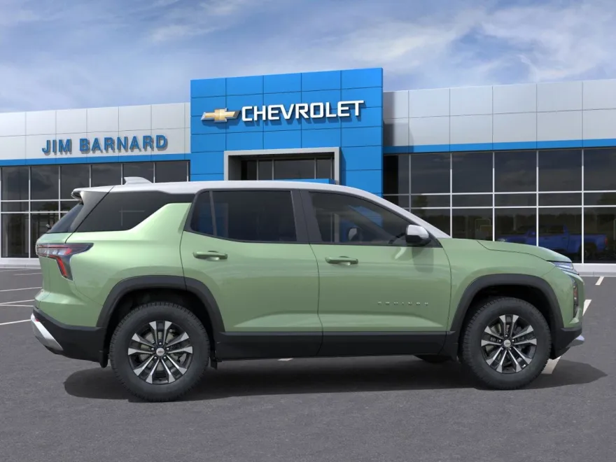 2026 Chevrolet Equinox LT photo 1
