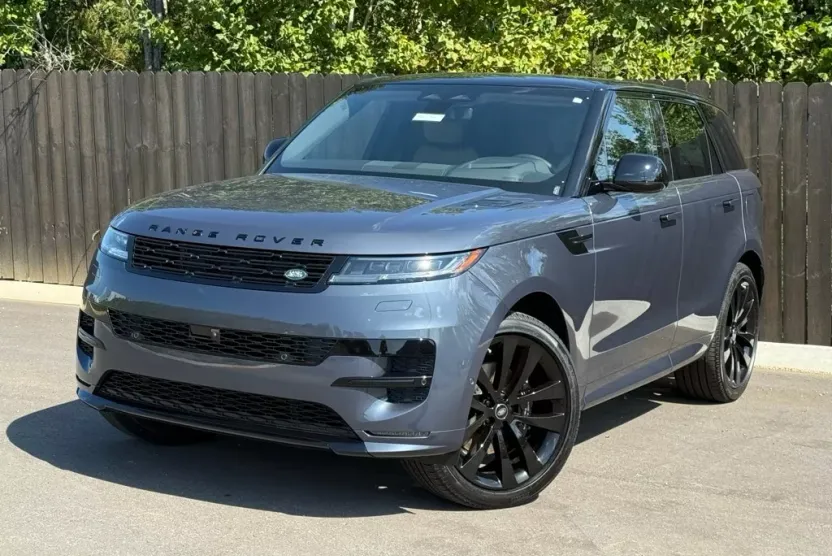 2025 Land Rover Range Rover Sport SE photo 1