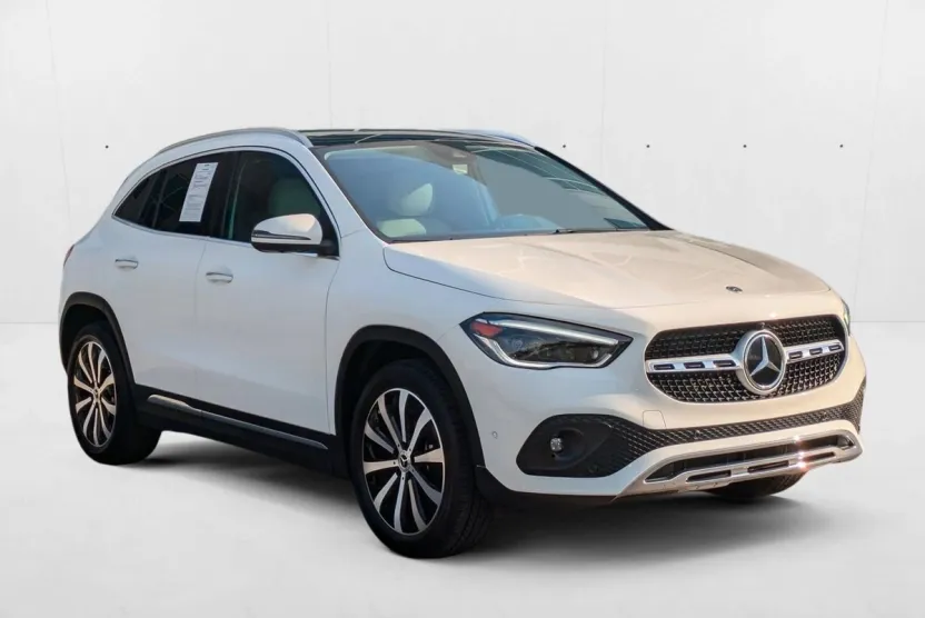 2023 Mercedes Benz GLA 250 photo 1