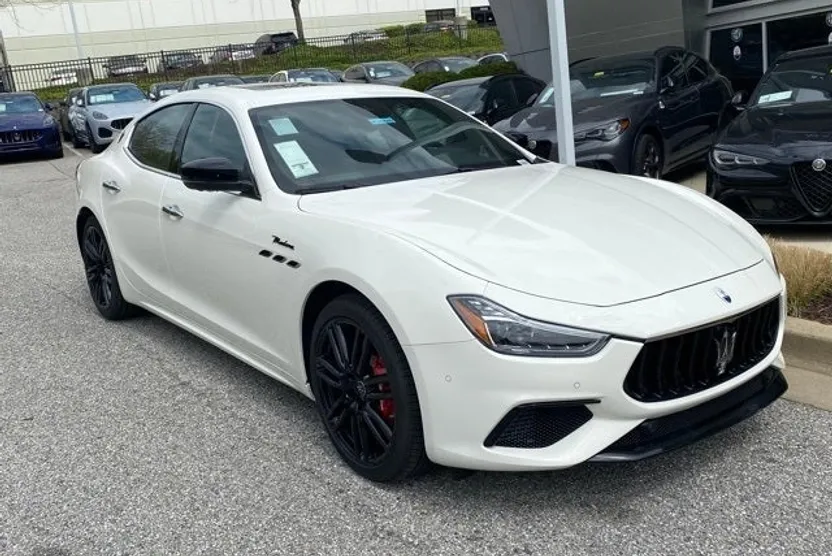 2024 Maserati Ghibli Modena photo 1