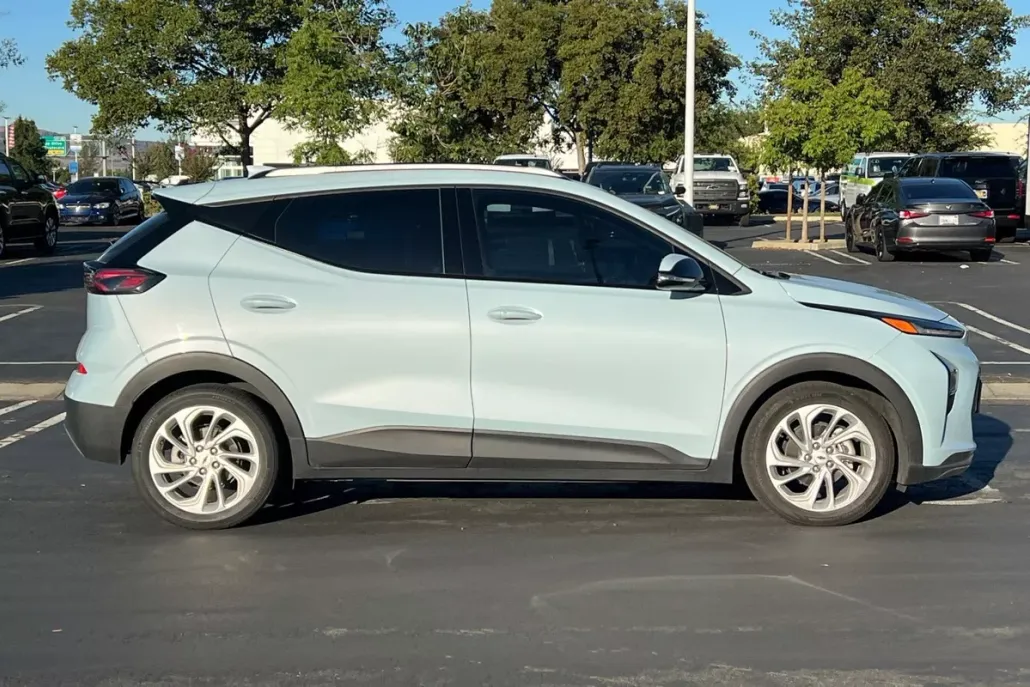 2022 Chevrolet Bolt EUV photo 1