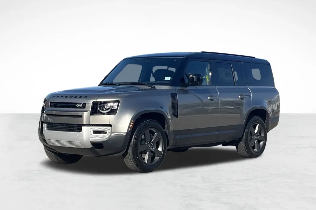 2025 Land Rover Defender 130 S photo 1