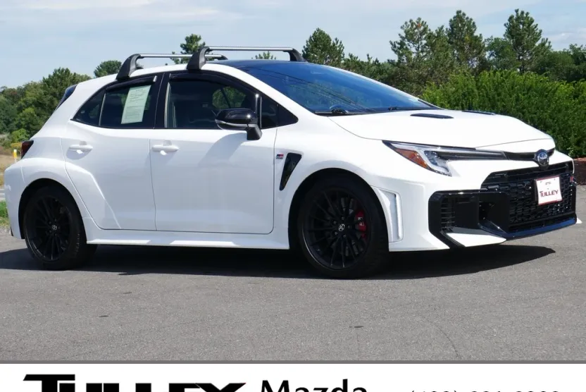 2025 Toyota Corolla GR Premium photo 1