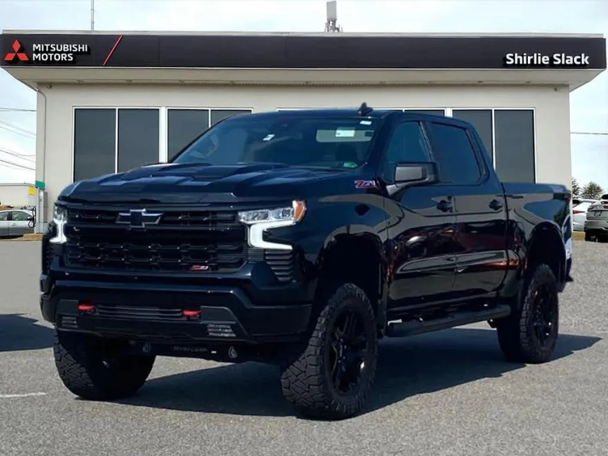 2023 Chevrolet Silverado 1500 LT Trail Boss photo 1