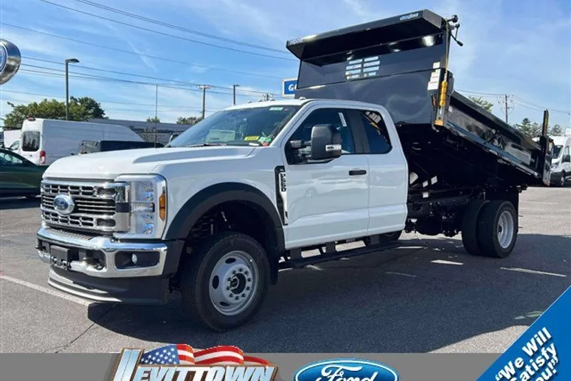 2026 Ford F-550 XL photo 1