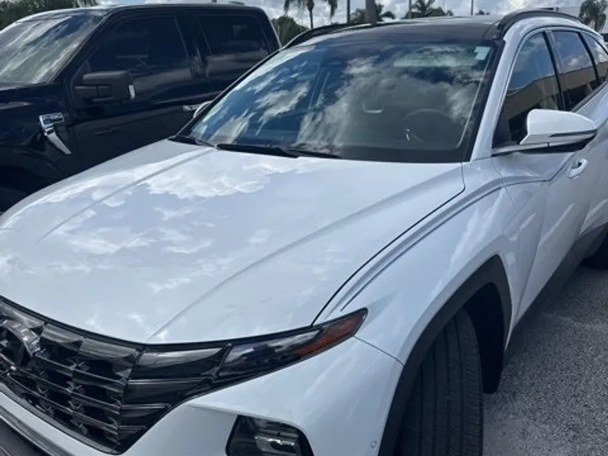 2023 Hyundai Tucson Hybrid Limited photo 1