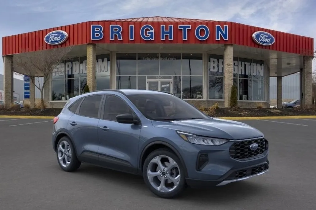 2025 Ford Escape ST-Line photo 1