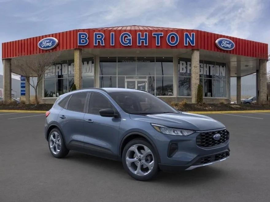 2025 Ford Escape ST-Line photo 1