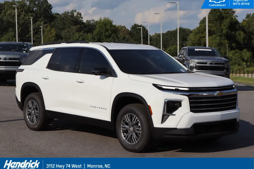 2026 Chevrolet Traverse photo 1