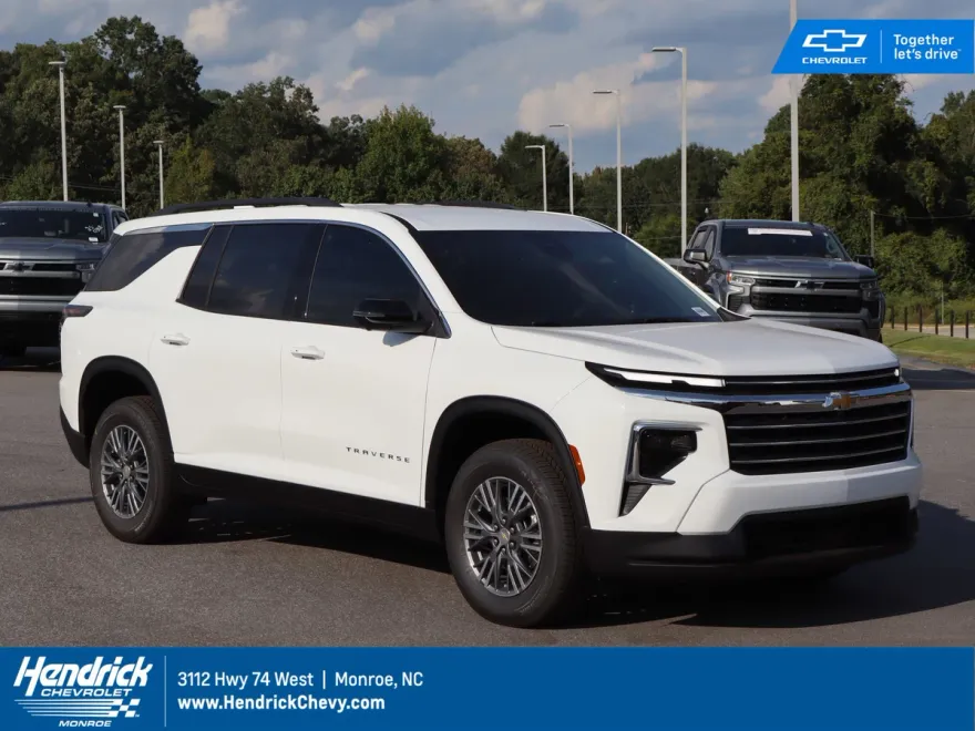 2026 Chevrolet Traverse photo 1