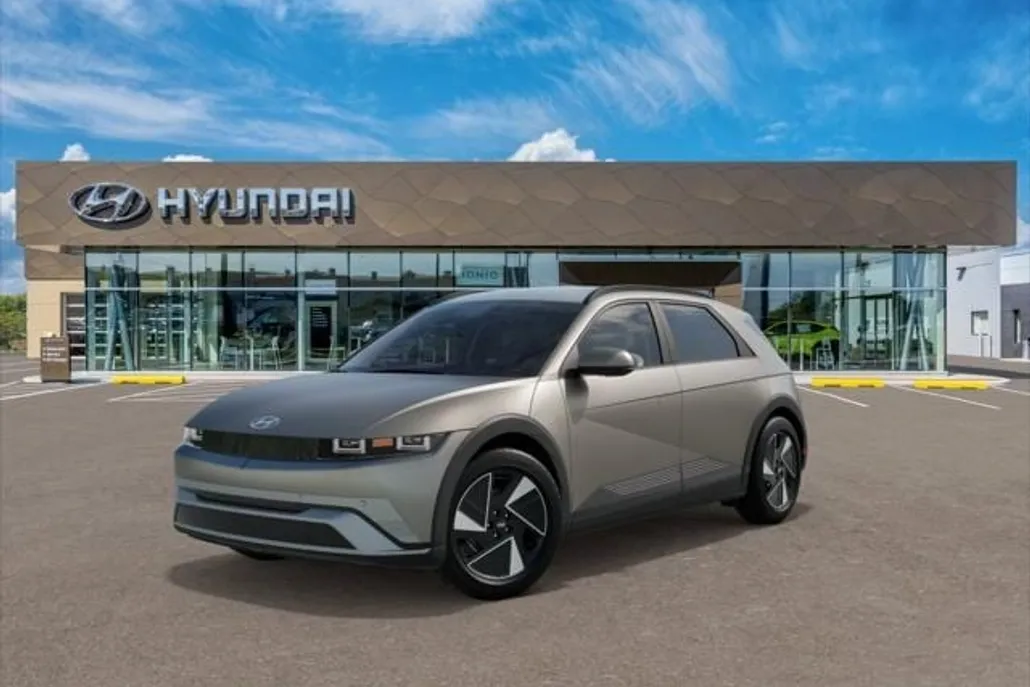 2025 Hyundai Ioniq 5 SEL photo 1