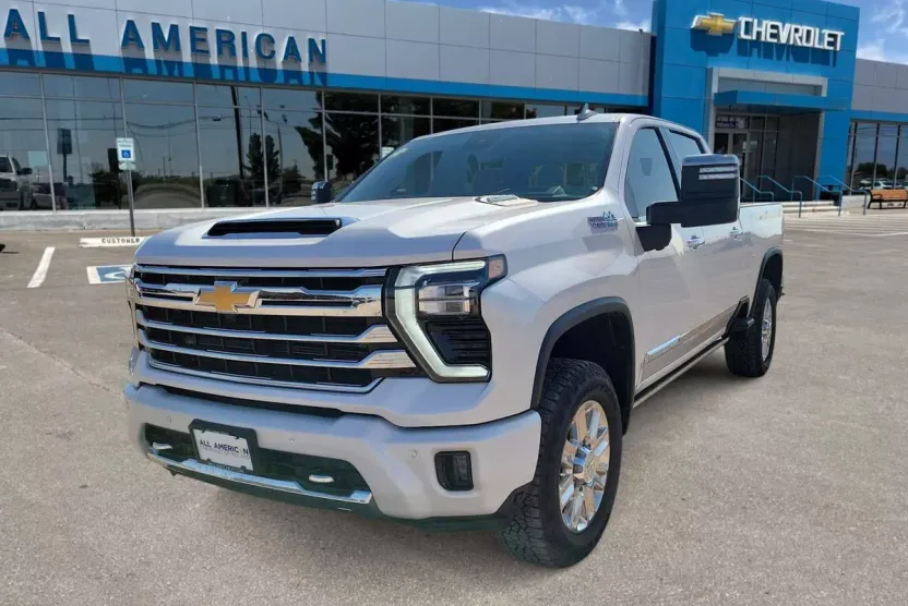 2025 Chevrolet Silverado 2500HD High Country photo 1