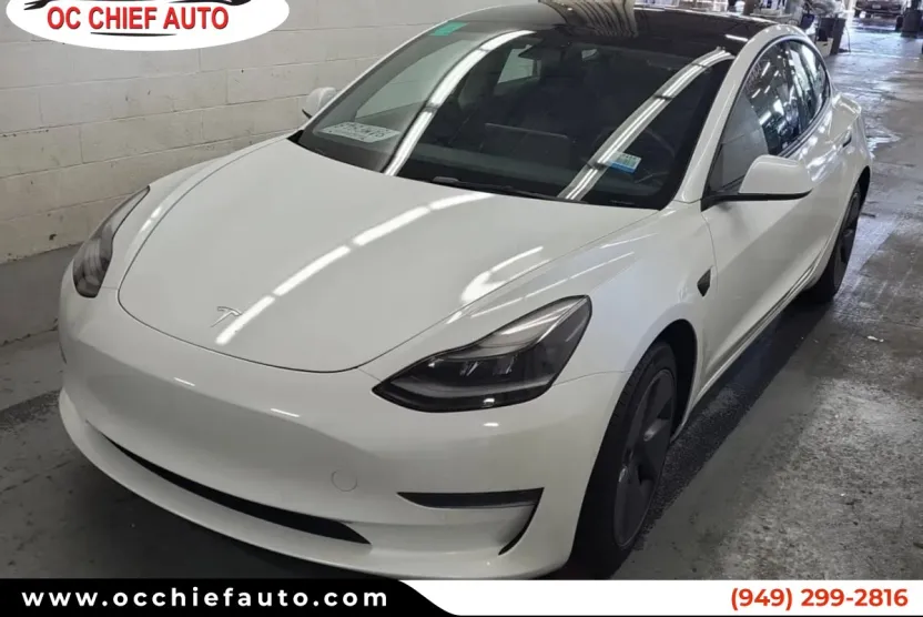 2022 Tesla Model 3 Long Range photo 1