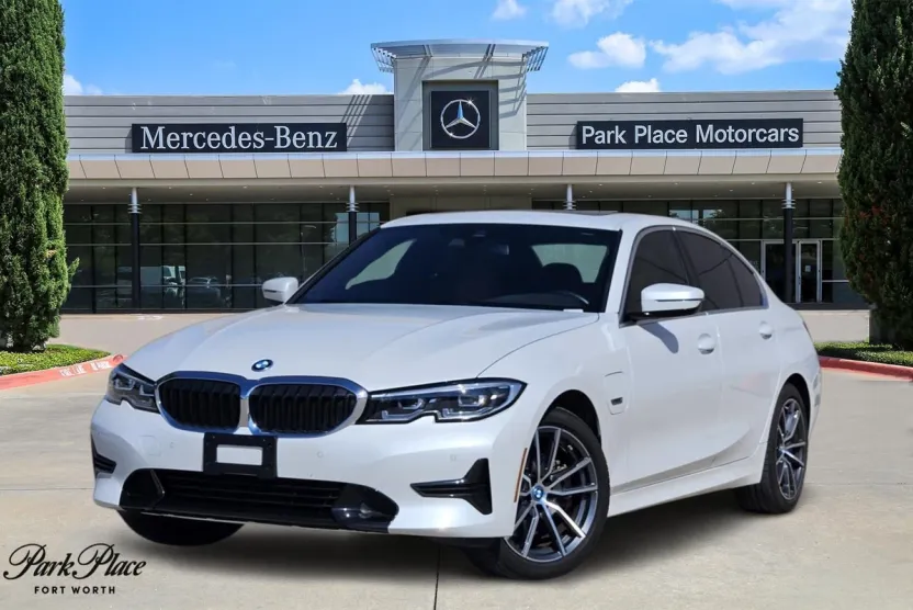 2022 Bmw 330e 3-Series photo 1