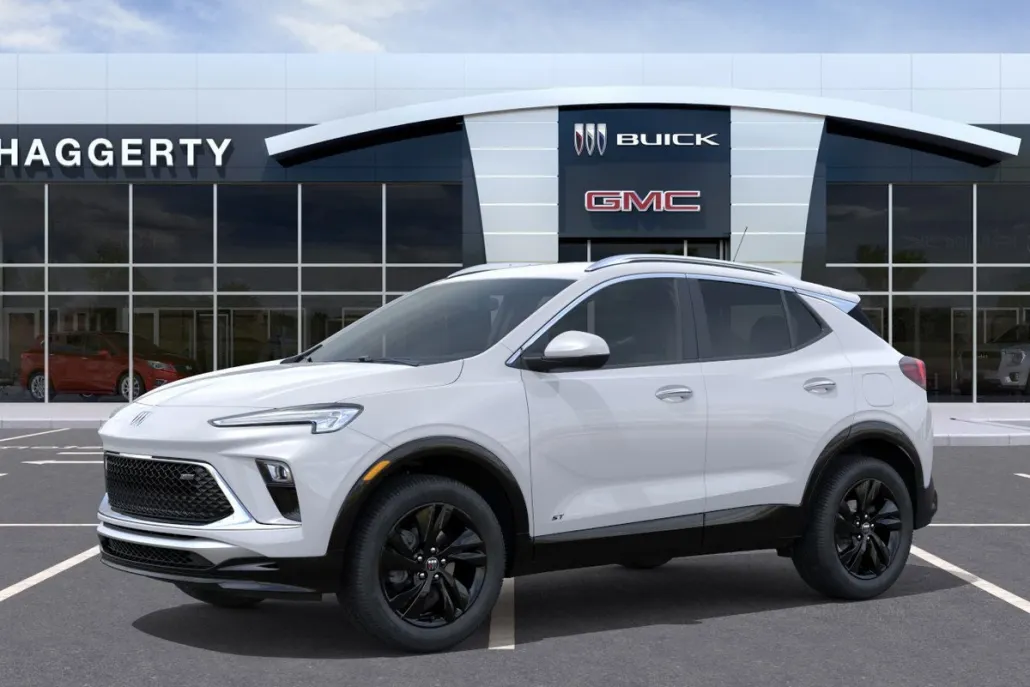 2026 Buick Encore GX Sport Touring photo 1