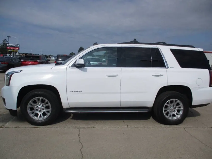 2015 Gmc Yukon SLT photo 1