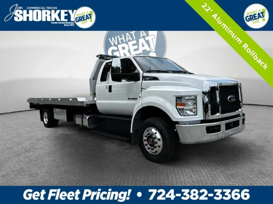 2024 Ford F-650 photo 1