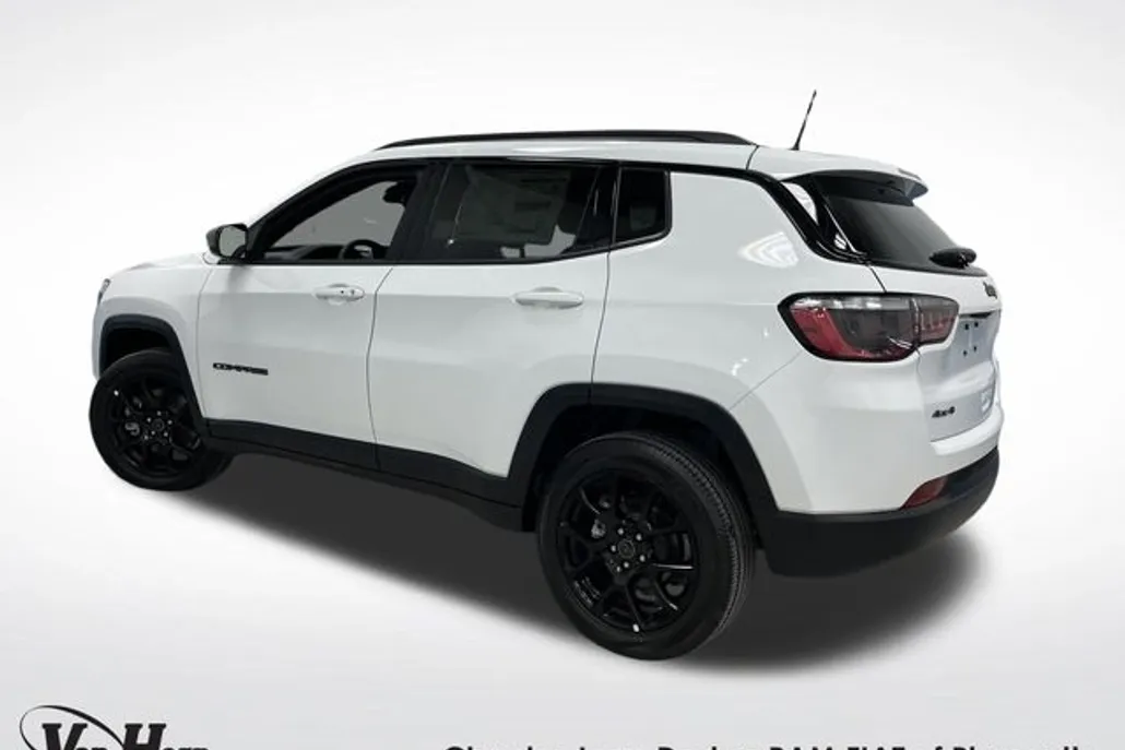 2025 Jeep Compass Latitude Altitude Special Edition photo 1