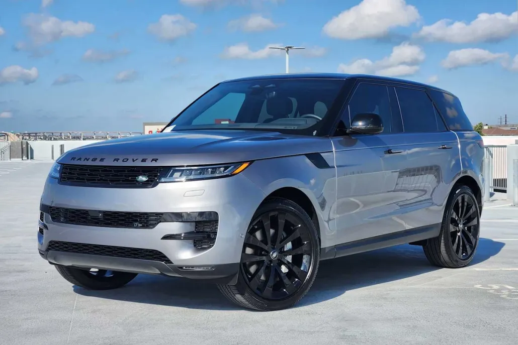 2025 Land Rover Range Rover Sport SE photo 1