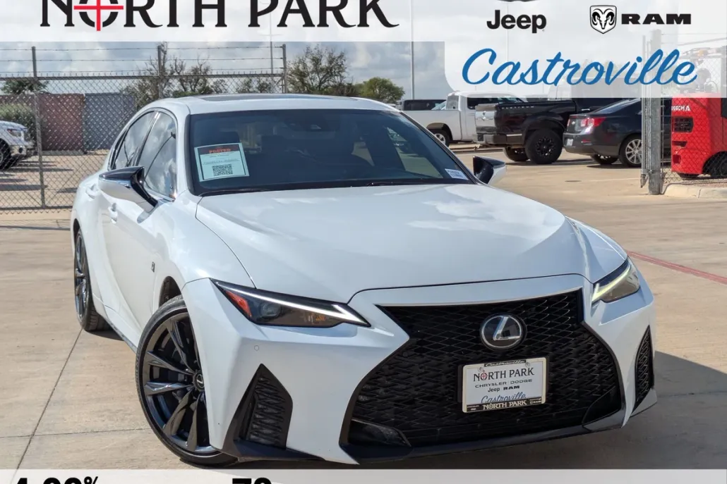 2023 Lexus IS 350 F SPORT photo 1