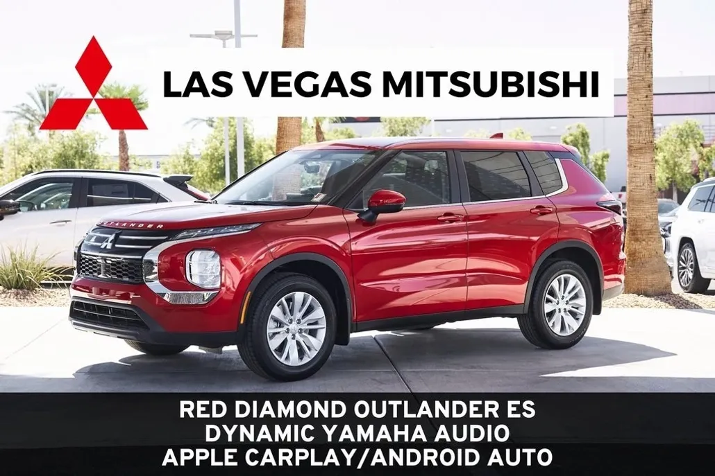 2025 Mitsubishi Outlander ES photo 1