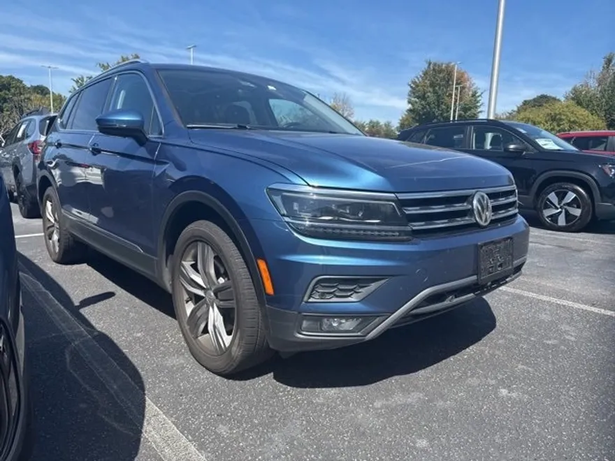 2019 Volkswagen Tiguan SEL Premium photo 1