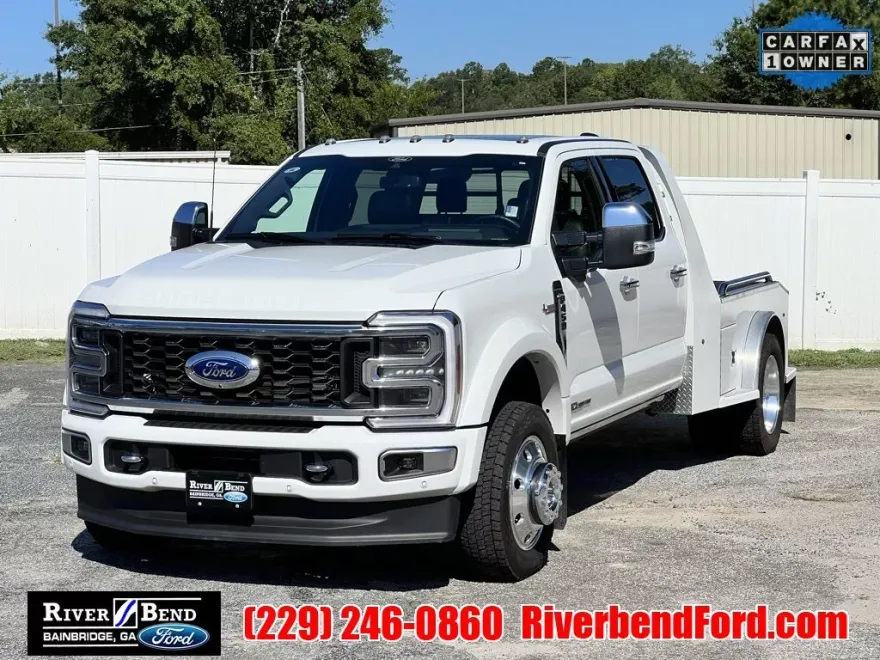 2024 Ford F-450 Platinum photo 1