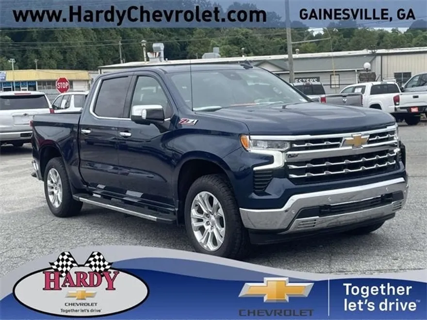 2022 Chevrolet Silverado 1500 LTZ photo 1