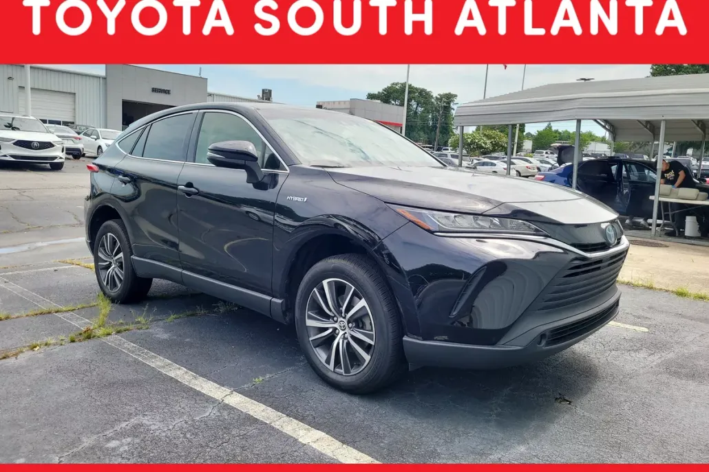2021 Toyota Venza LE photo 1