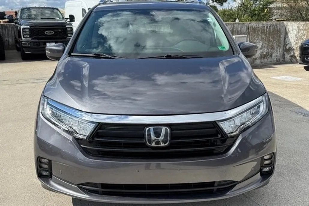 2023 Honda Odyssey Elite photo 1