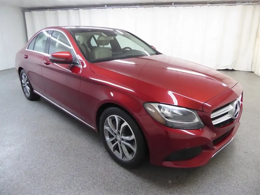 2016 Mercedes Benz C 300 photo 1