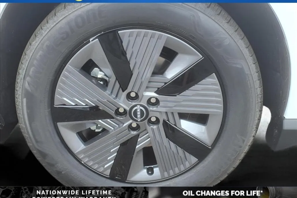 2025 Nissan Murano SL photo 1