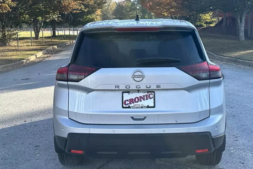 2025 Nissan Rogue S photo 1