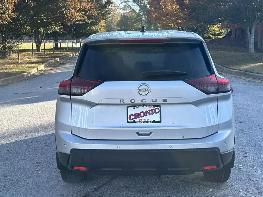 2025 Nissan Rogue S photo 1