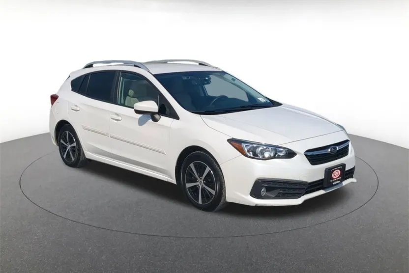 2022 Subaru Impreza Premium photo 1